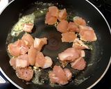 ビールに合う！鶏胸肉の大葉バター炒め☆作り方3写真