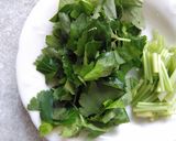 三つ葉と豆腐の味噌汁♪三つ葉が香る♪作り方1写真