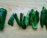 ピーマンとハムとアゲの塩コショウ炒め作り方1写真