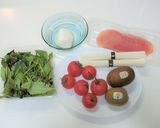 さっぱりキウイのカプレーゼ風そうめん作り方1写真