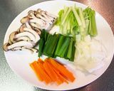 鶏胸肉＆野菜たっぷりコンソメスープ作り方2写真