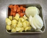 肉じゃが（大人用）作り方1写真
