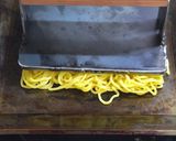 厚板＆押さえ鉄板でカンタン揚げそば風！作り方4写真