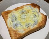 しらすチーズマヨトースト作り方2写真