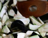 飴色茄子で、保存はＯＫ！おかず味噌作り方3写真