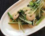むきエビと水菜の塩麹炒め作り方3写真
