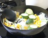 夏野菜たっぷり　厚焼きキッシュ作り方3写真