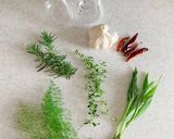 手作りハーブ辛みオイル作り方1写真