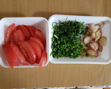 しっとり鶏むね肉とトマトのたたき作り方2写真