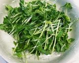 簡単副菜♪豆苗と新玉ねぎのナムル作り方2写真
