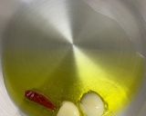 蛍烏賊と法蓮草のガリバタペペロンチーノ作り方1写真