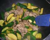 きゅうりと豚肉のピリ辛ラー油炒め作り方4写真