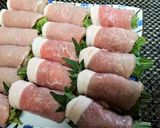 巻いて焼くだけ！豚肉の梅しそチーズソテー作り方4写真