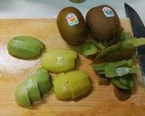 キウイとタップリ野菜のごちそうサラダ作り方9写真
