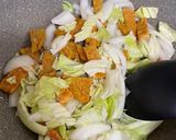 さつま揚げとキャベツのお好み焼き風炒め作り方1写真