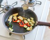 夏野菜で簡単♪千葉ケンミン焼ビーフン作り方5写真