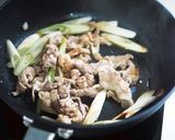 即席ラーメンで♪豚キムチ餡かけラーメン☆作り方4写真