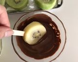 パリシャリ！キウイとチョコのアイスポップ作り方3写真