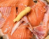 鮭切り身のあらを使った●赤味噌チーズ鍋作り方3写真