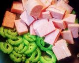 簡単！ゴーヤと高野豆腐とスパムの味噌炒め作り方9写真