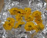 電子レンジで作る★大葉入り菊花茶作り方3写真