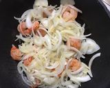 エビとモッツァレラのトマトソースパスタ作り方3写真