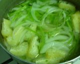 三つ葉と玉ねぎの味噌汁♪作り方3写真