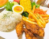 今日のご飯は唐揚げメインの晩ご飯プレート作り方7写真