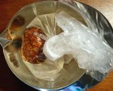 塩豚、干し椎茸、豆腐、パクチーのお味噌汁作り方1写真