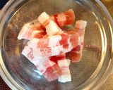 塩豚、干し椎茸、豆腐、パクチーのお味噌汁作り方2写真
