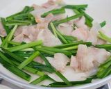 にらと豚ばら肉の肉にらオイバタ炒め作り方4写真