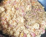 簡単！カップラーメンでチャーハン！！！作り方6写真