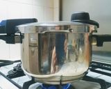 鮭フレークと塩昆布の炊き込みご飯作り方4写真