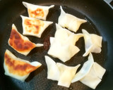 子供と一緒に♪簡単やみつきキウイ餃子♡作り方7写真