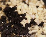 苍蝇头(サンイントウ)=蒜苗＆挽き肉炒め作り方8写真