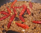 苍蝇头(サンイントウ)=蒜苗＆挽き肉炒め作り方10写真