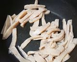 作り置き★ピリ辛こんにゃくきんぴら★弁当作り方1写真