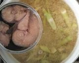 根曲がり竹とサバ水煮缶の味噌汁作り方3写真