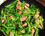 ほうれん草とウインナーの炒め物♪簡単♪作り方1写真