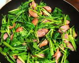 ほうれん草とウインナーの炒め物♪簡単♪作り方1写真