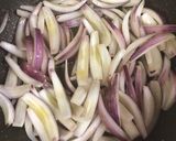 紫玉ねぎのバターポン酢炒め作り方2写真