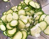 暑い夏に！きゅうりとワカメの酢の物作り方3写真