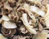 牛と玉ねぎのオムレツ作り方1写真