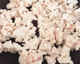 じゃがいもとさつまいもとひき肉の甘辛炒め作り方2写真