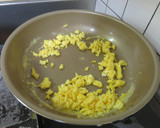 さばと卵のそぼろ丼 / 七尾市給食作り方3写真
