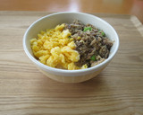 さばと卵のそぼろ丼 / 七尾市給食作り方6写真