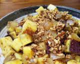 鶏挽き＆さつまいも＆たまねぎ炒め。作り方7写真
