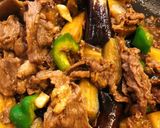 ナスとピーマンの牛肉にんにく炒め *☻*作り方6写真