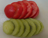 キウイとトマトと豆腐のカプレーゼ作り方2写真