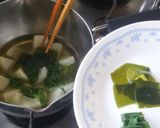 ≪離乳食７か月～≫かぶとわかめのみそ汁作り方4写真